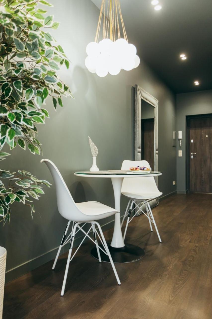 Atlant Luxury Apartments On Golovna Навпроти Тц Депот, Безконтактне Заселення Černivci Esterno foto