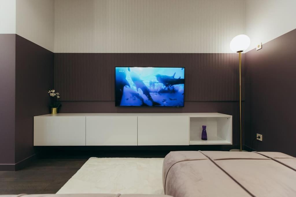 Atlant Luxury Apartments On Golovna Навпроти Тц Депот, Безконтактне Заселення Černivci Esterno foto